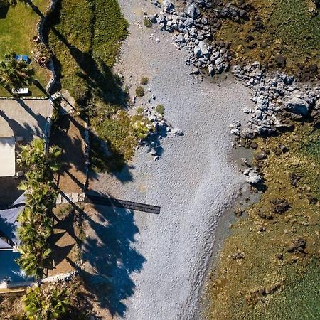 Villa Proto Helidoni - A Cozy Beachfront Villa Pétresz Kültér fotó
